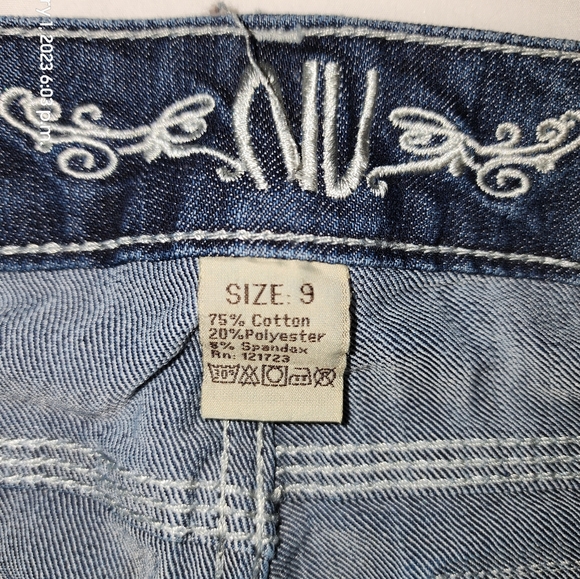 NV Jeans size 9 - Picture 3 of 3